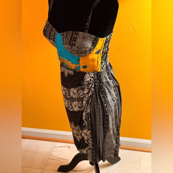 Cache Patterned Skirt Set - Picture 4 of 14